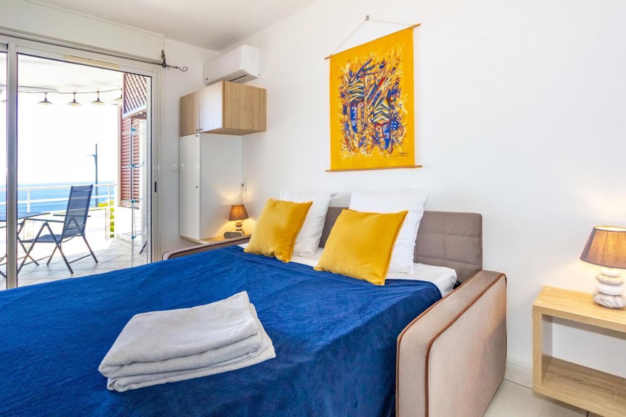 Oceanides - Studio Renove Avec Magnifique Vue Mer - Saint-Gilles-Les-Bains Exteriör bild